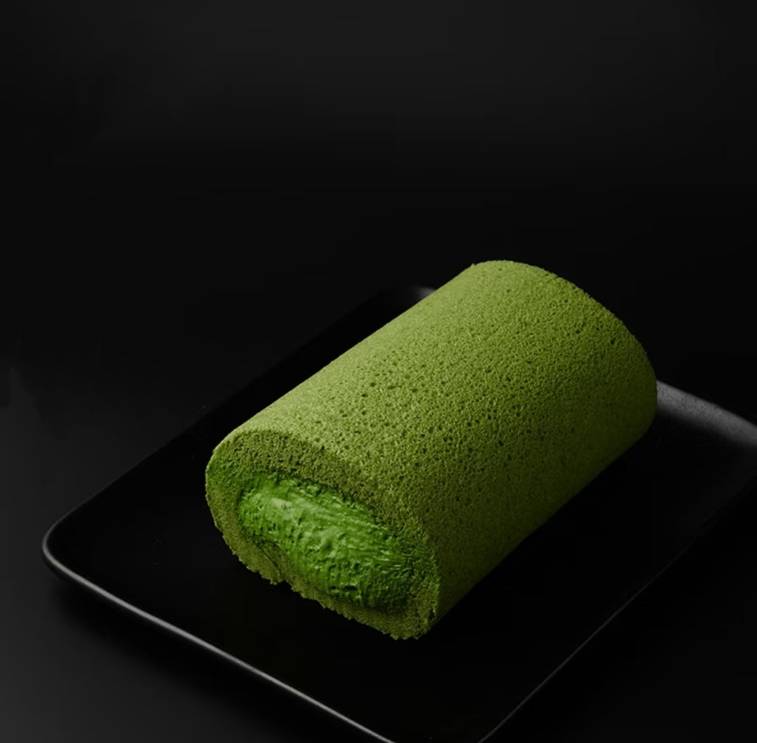 Matcha cake roll