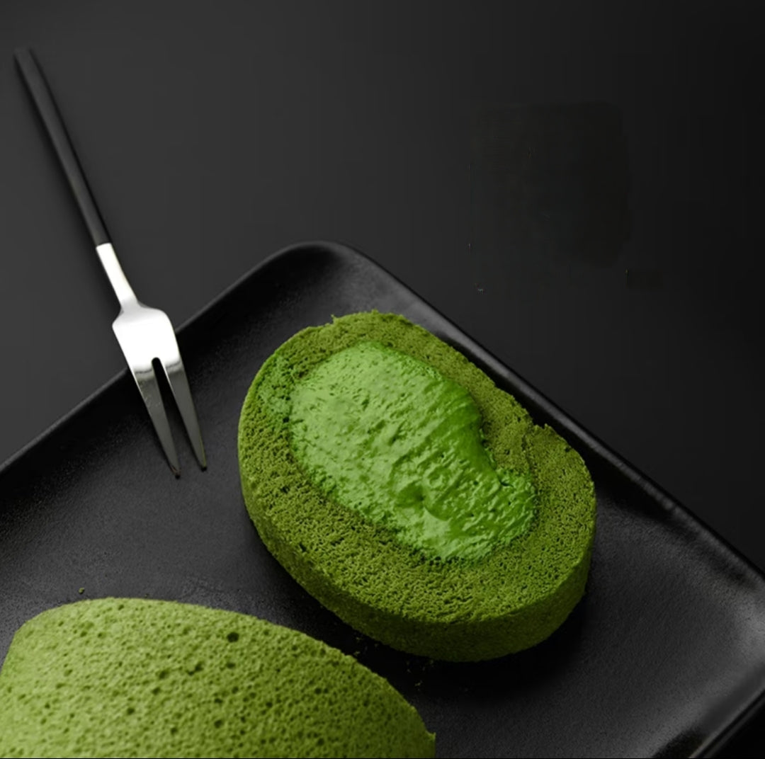 Matcha cake roll